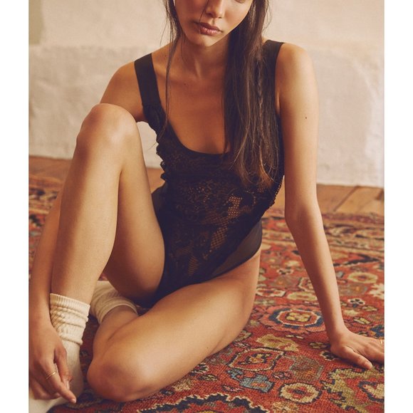 🎉LAST CHANCE🎉 FREE PEOPLE Off Beat Bodysuit / Black - Picture 10 of 12
